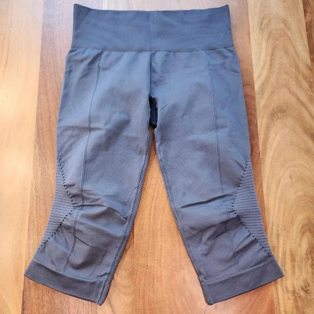 Lululemon In The Flow Crop II *Pattern